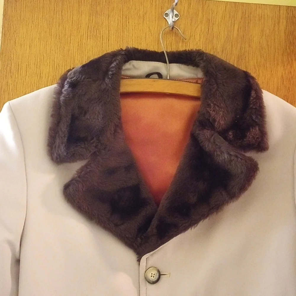 Sears, 44XT, Vintage Tan Winter Button-Down Coat - Picture 2 of 6